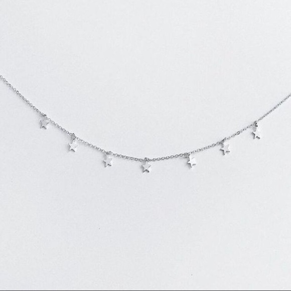 Dainty Star Choker Necklace in SILVER Tone - Picture 4 of 5